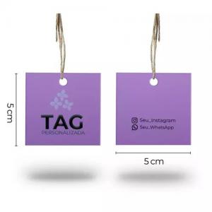 Tags Personalizadas 5x5cm Couchê 250g 5x5cm colorido frente e verso 4x4 Verniz UV Total + Furo Corte e Vinco 